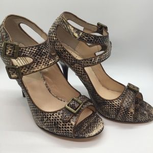 -🔥 Pelle Moda Italian Leather Pumps